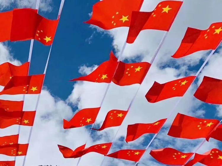 我做不到别人的细心和体贴我能做的就是看着你怎样回复？游戏画面